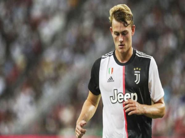 Tin thể thao chiều 16/11: Juventus tiếp tục khủng hoảng trung vệ